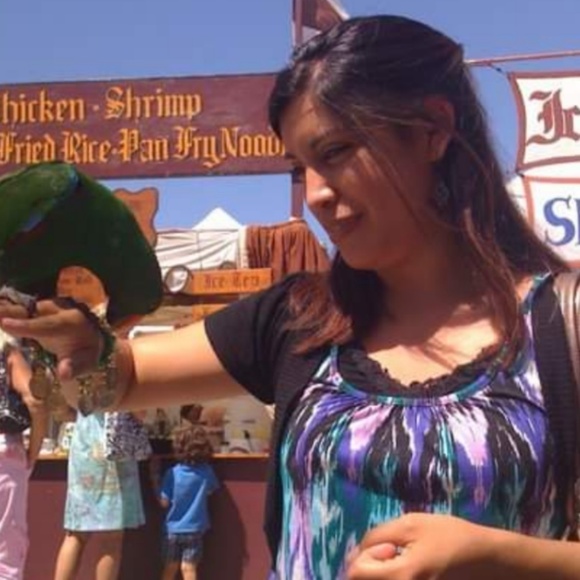 Meet your Posher, Llulie - Picture 6 of 10